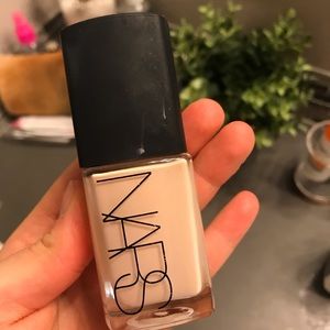 Nars sheer glow foundation